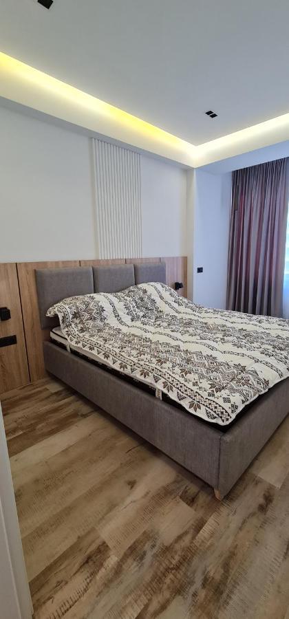 Oasis-Rent Apartment Chisinau Exterior photo